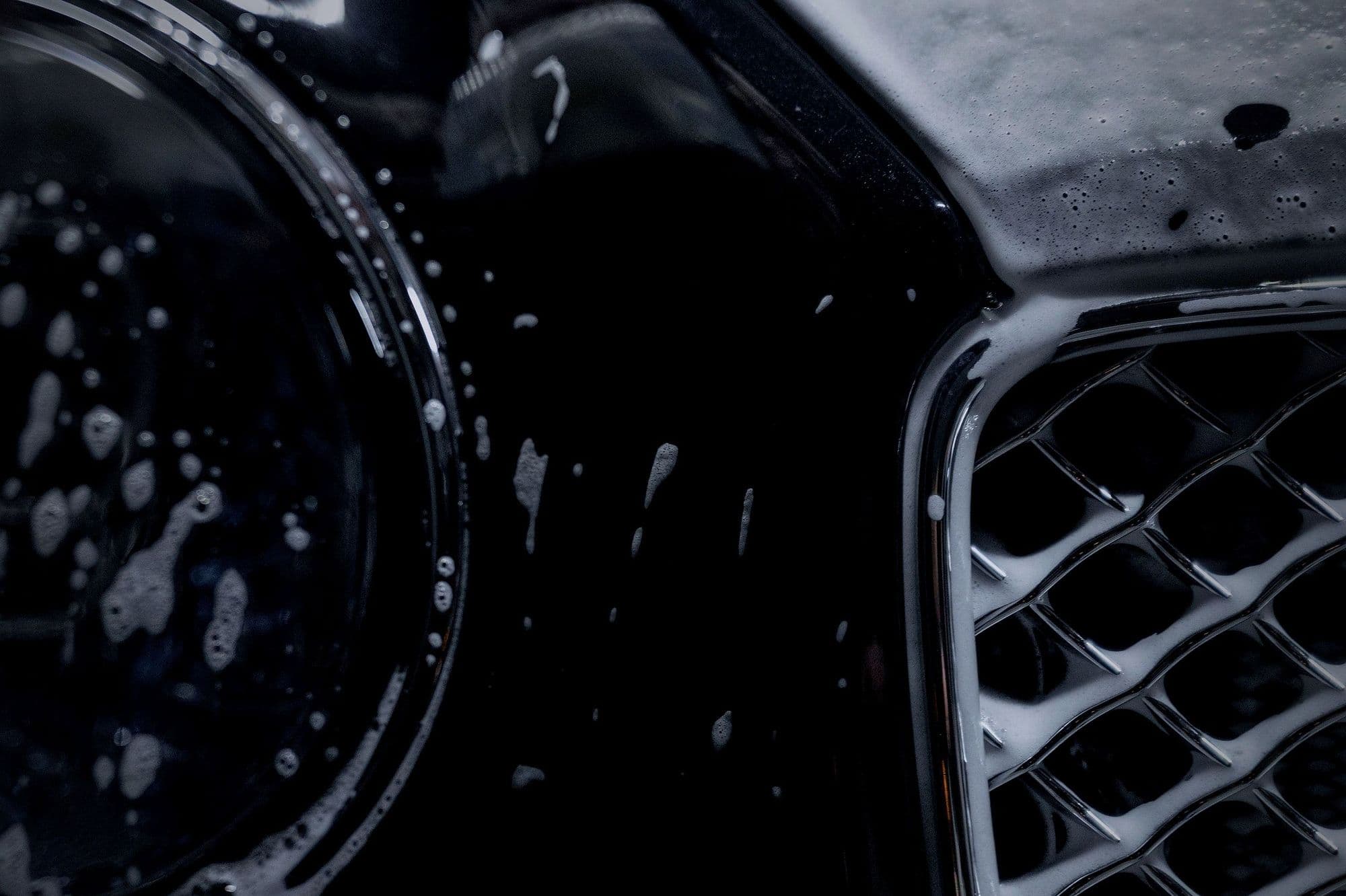 The Continental GT's matrix grille, close up.